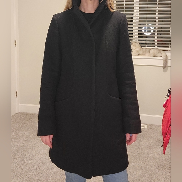 Cocoon Coat New - Black wool coat - Picture 7 of 8